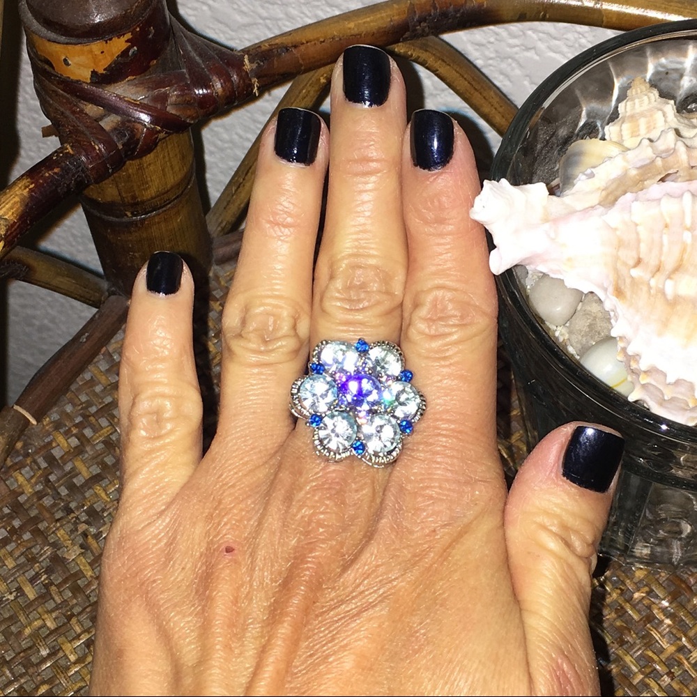🎀5/$25🎀 BEACH BOUTIQUE Blue Rhinestone Ring S 8
